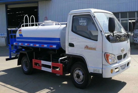 唐駿小寶馬2噸綠化灑水車廠家價(jià)格