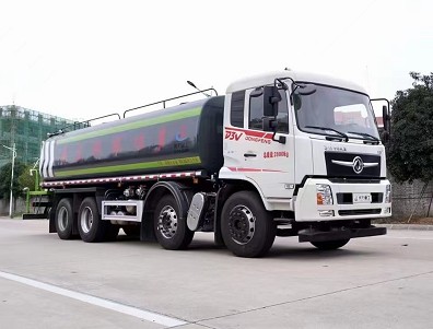 25方灑水車(chē)大約多少錢(qián)一臺(tái)呢_國(guó)六東風(fēng)專(zhuān)底D3V前四后八26方灑水車(chē)廠(chǎng)家價(jià)格